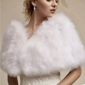 Anthropologie Bridal Annabelle Cream Faux Fur Wrap